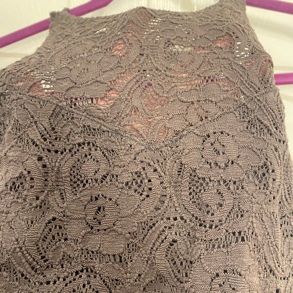 American Eagle "Soft & Sexy" Lace Crop Top - Picture 4 of 4